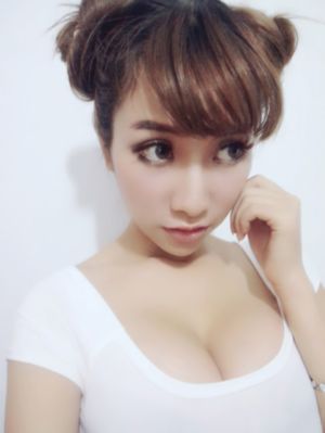 17在线视频观看免费高清